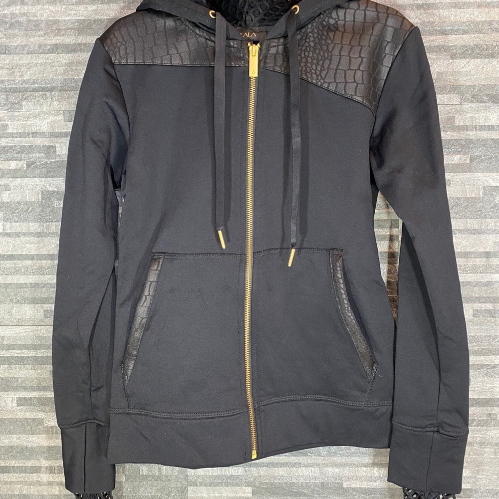 Alala Jacket with Mesh Hood BNWT